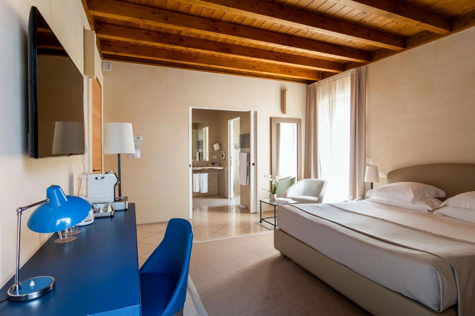לצ'ה La Fiermontina Luxury Home Hotel מראה חיצוני תמונה