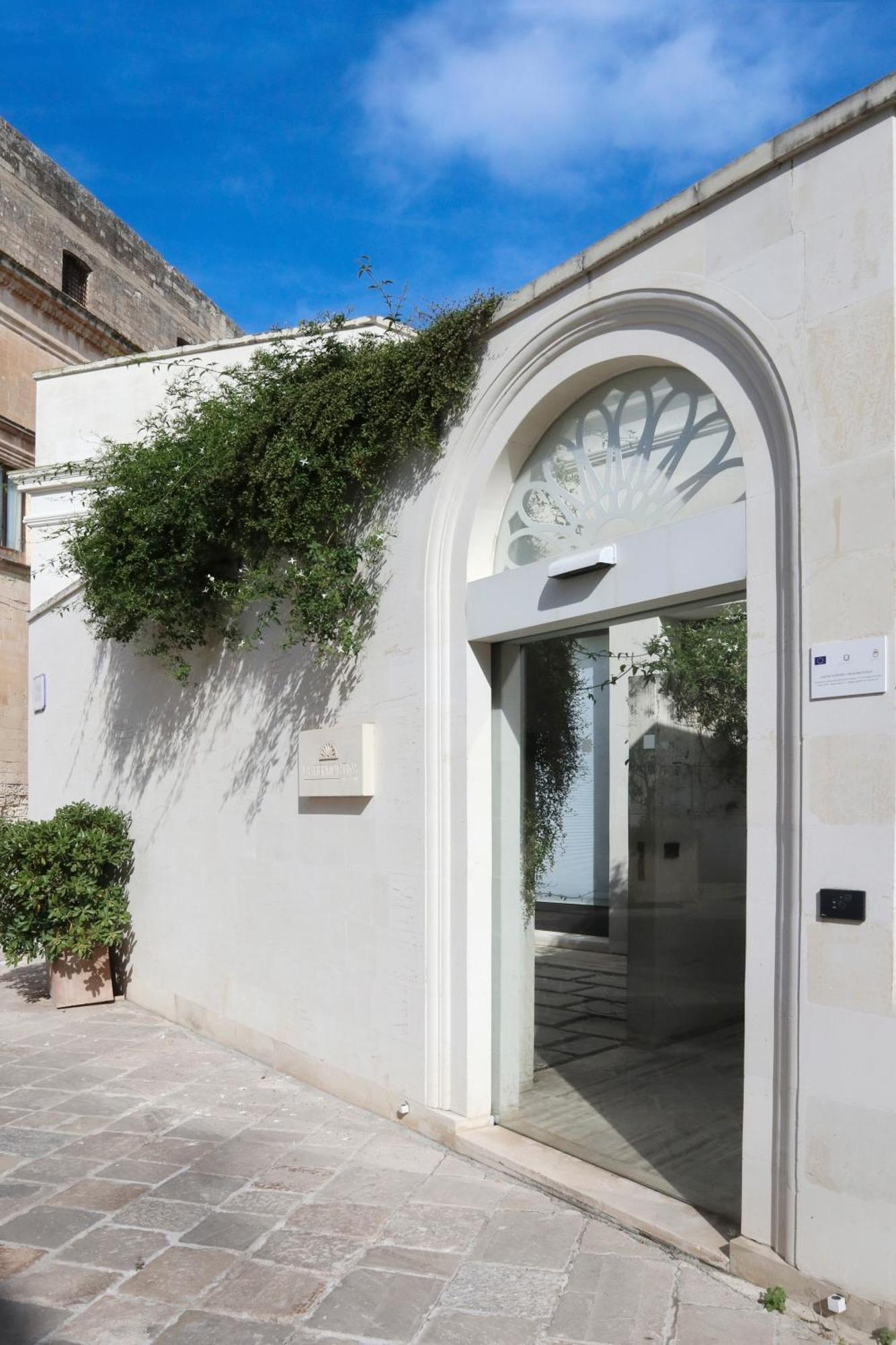 לצ'ה La Fiermontina Luxury Home Hotel מראה חיצוני תמונה